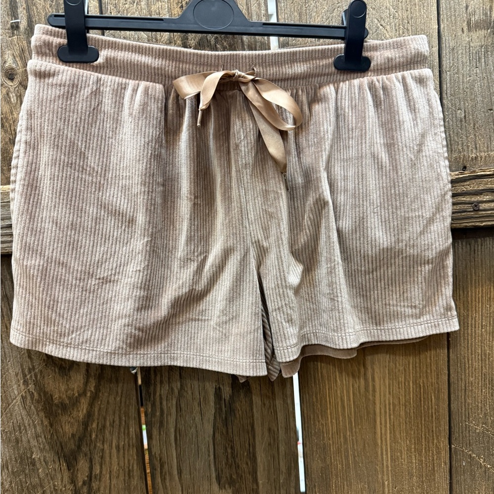 High Waist Tan Ribbed Shorts